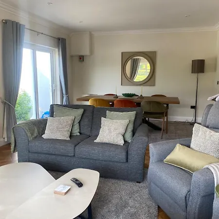 Luxurious & Bright For 6 Dogfriendly Сasa de vacaciones *