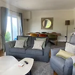 Luxurious & Bright For 6 Dogfriendly Σπίτι διακοπών *