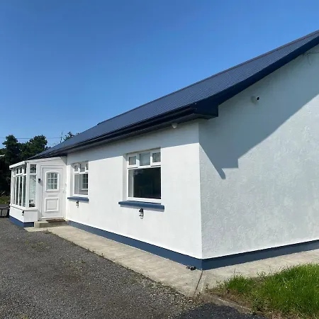 Дом отдыха Luxurious & Bright For 6 Dogfriendly Вэстпорт