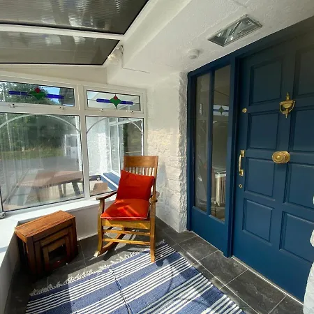 Дом отдыха Luxurious & Bright For 6 Dogfriendly Вэстпорт