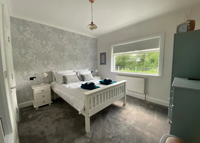 Luxurious & Bright For 6 Dogfriendly *