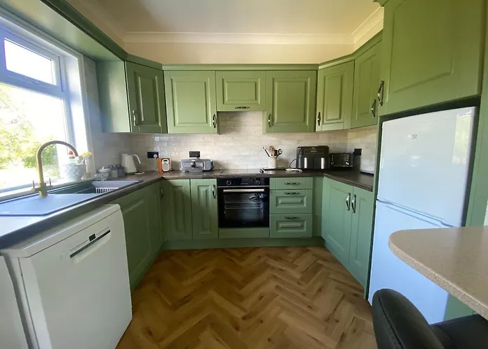 Luxurious & Bright For 6 Dogfriendly