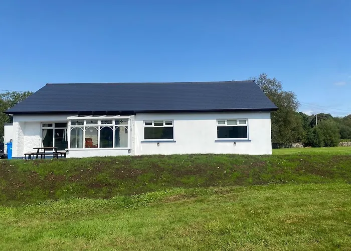 Holiday home Luxurious & Bright For 6 Dogfriendly *