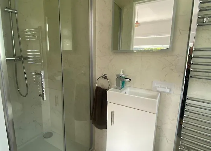 Luxurious & Bright For 6 Dogfriendly *