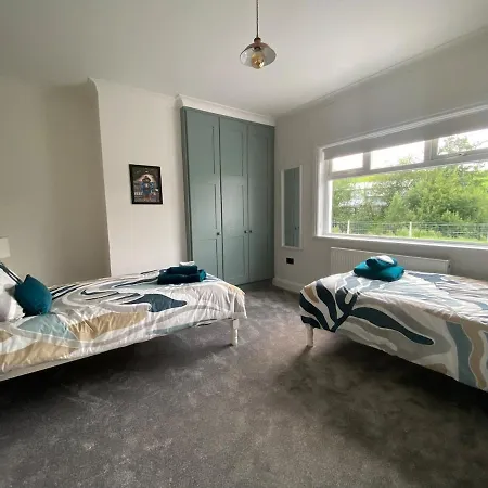 Luxurious & Bright For 6 Dogfriendly Дом отдыха